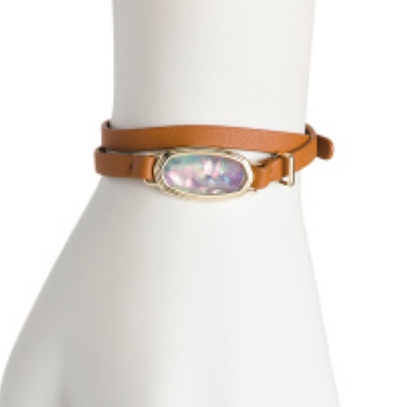 1 hour sale. KENDRA SCOTT, Framed Dani Wrap Bracelet, Lilac Abalone - Picture 2 of 3